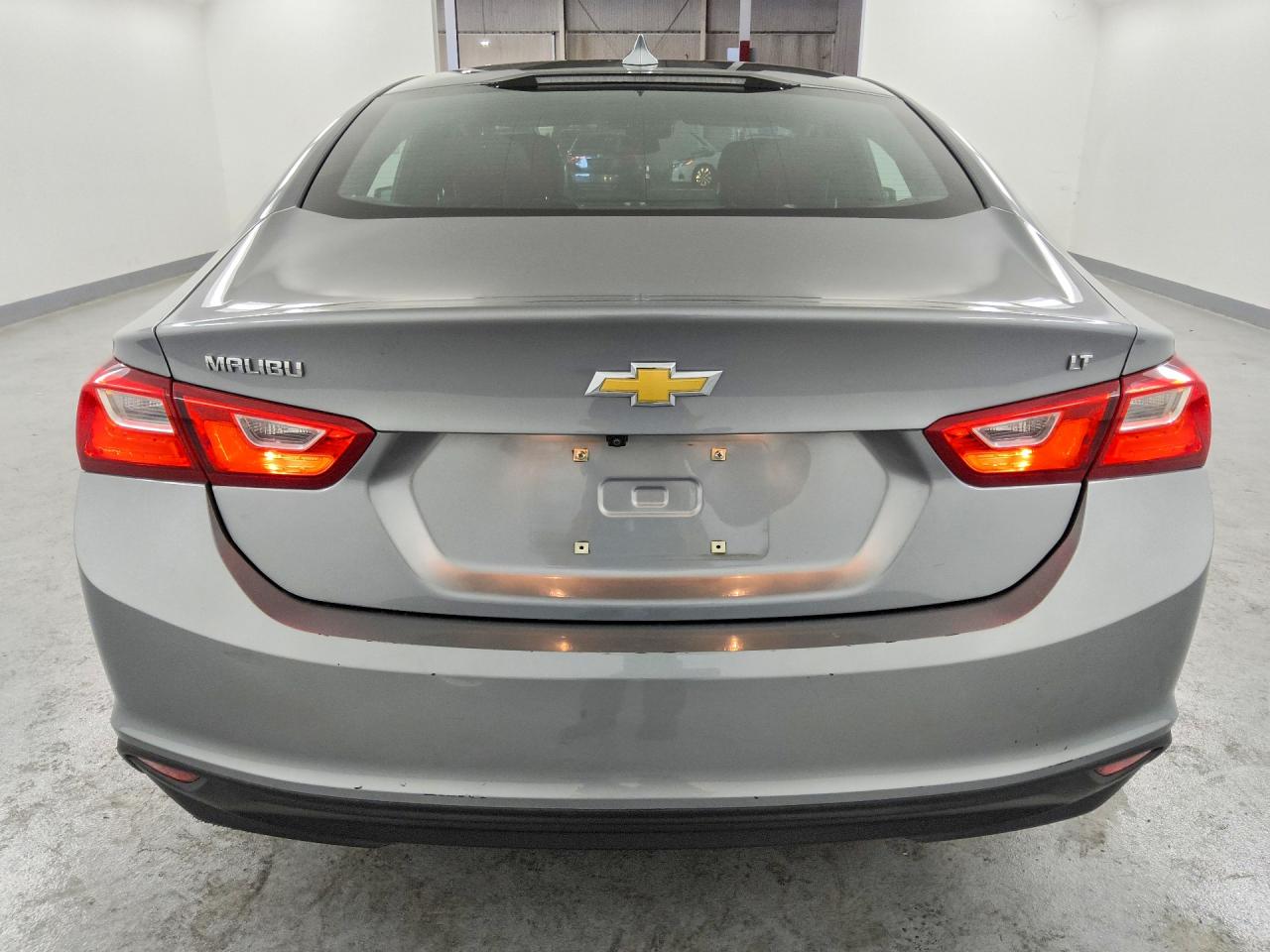 2023 CHEVROLET MALIBU LT photo 11