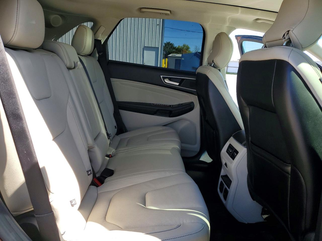 2015 FORD EDGE TITANIUM photo 31