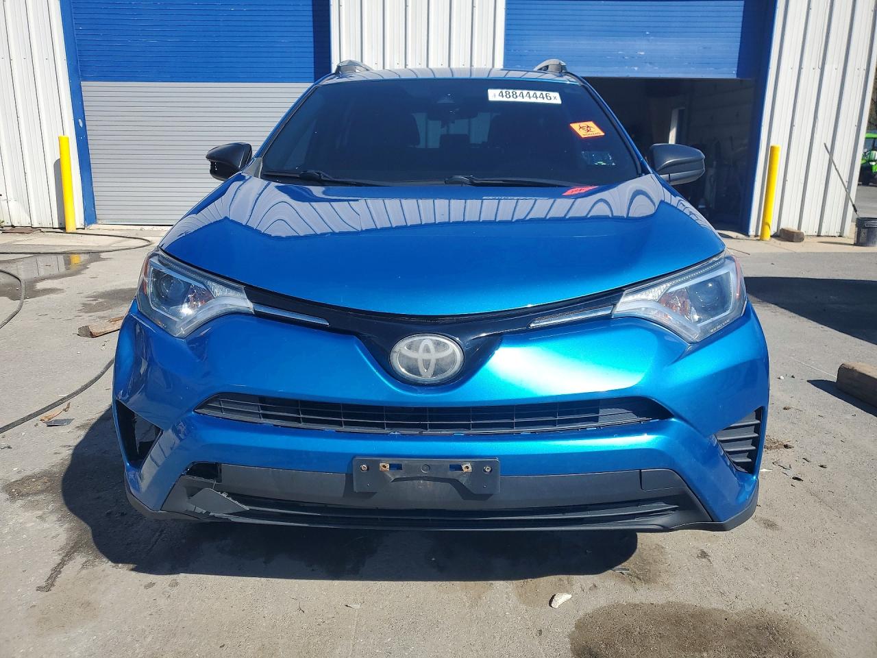 2017 TOYOTA RAV4 LE photo 5