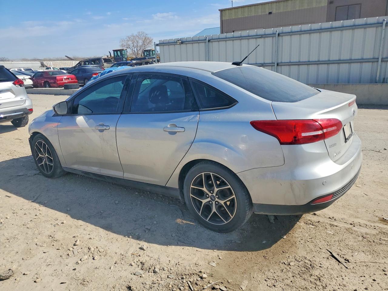 2018 FORD FOCUS SEL photo 4
