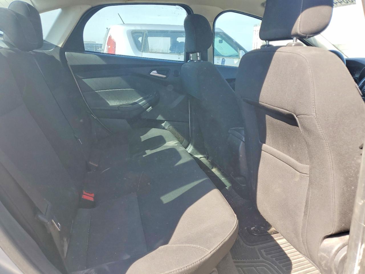 2018 FORD FOCUS SEL photo 28