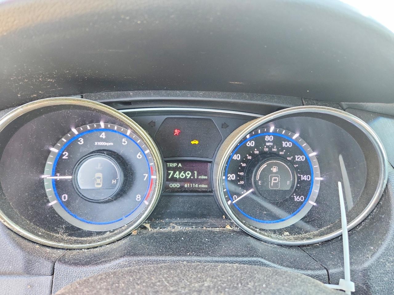 2013 HYUNDAI SONATA GLS photo 9