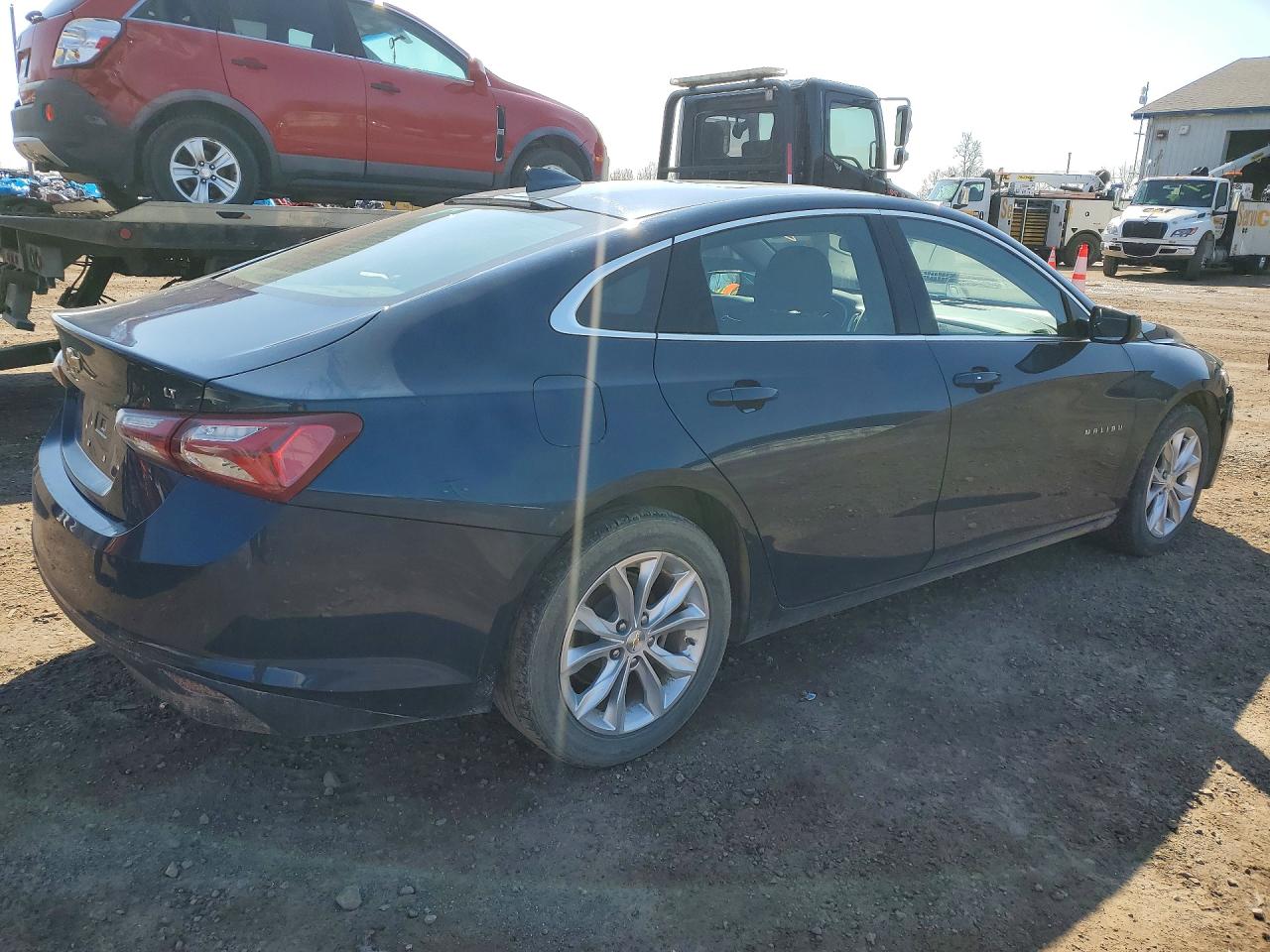 2022 CHEVROLET MALIBU LT photo 5