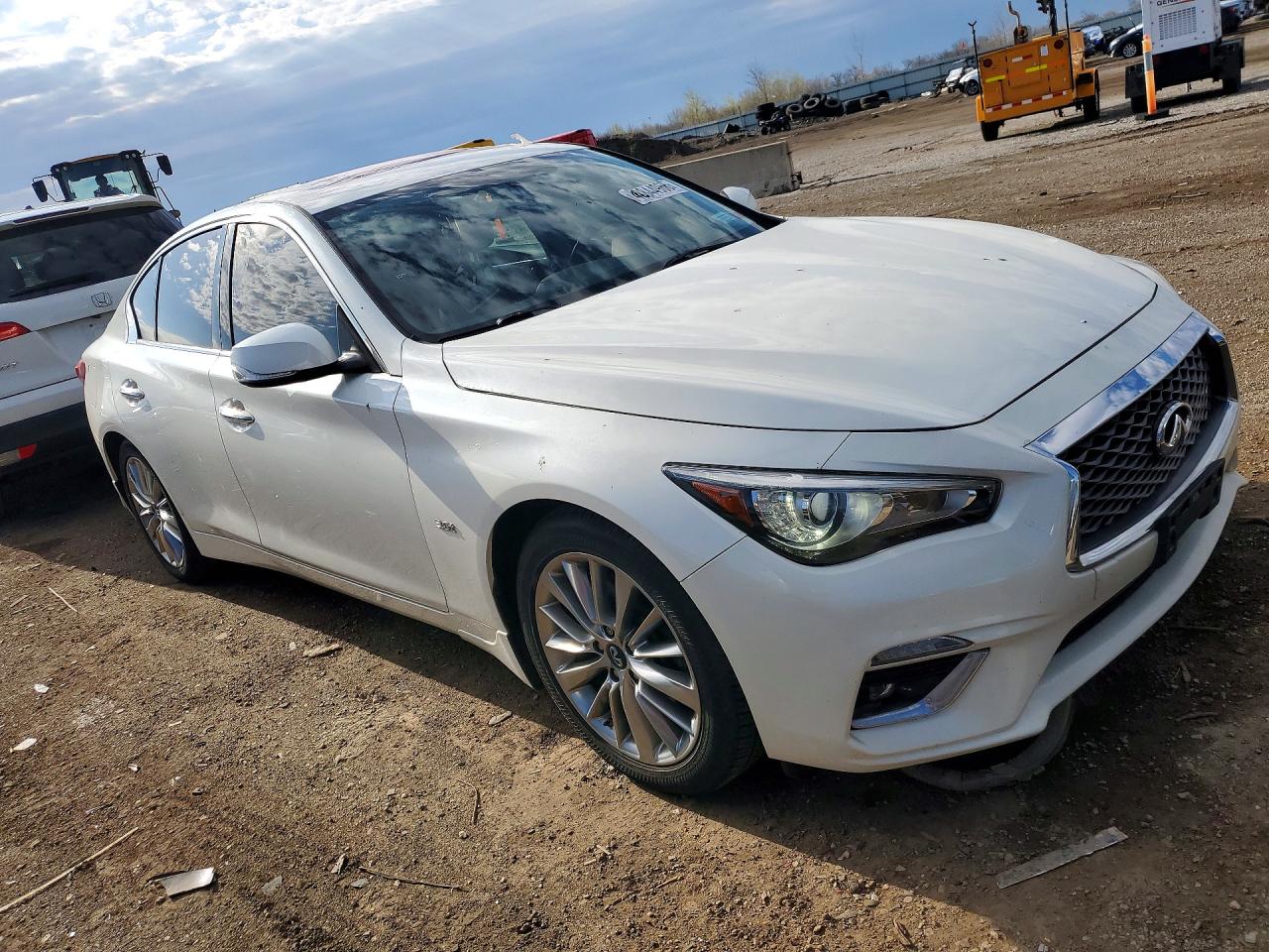 2018 INFINITI Q50 3.0T LUXE photo 10