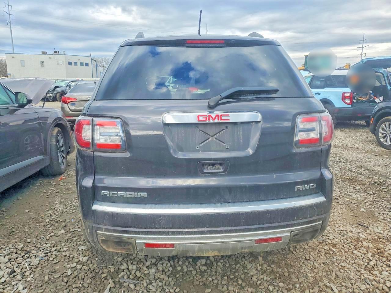 2015 GMC ACADIA DENALI photo 11
