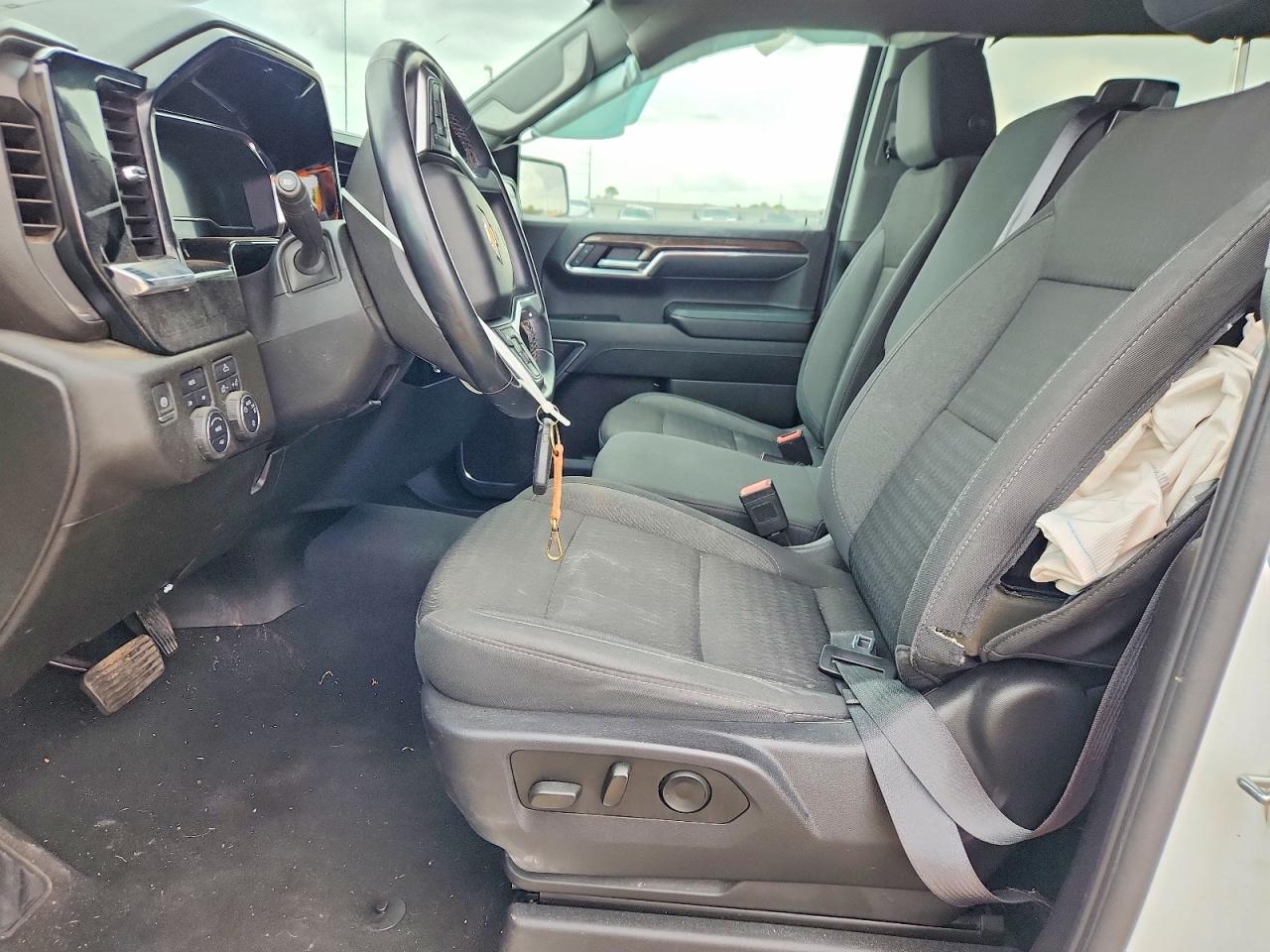 2023 CHEVROLET SILVERADO K1500 LT photo 19