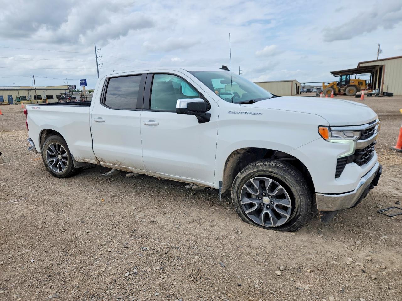 2023 CHEVROLET SILVERADO K1500 LT photo 10