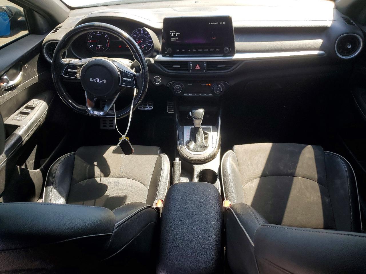2023 KIA FORTE GT-LINE photo 15