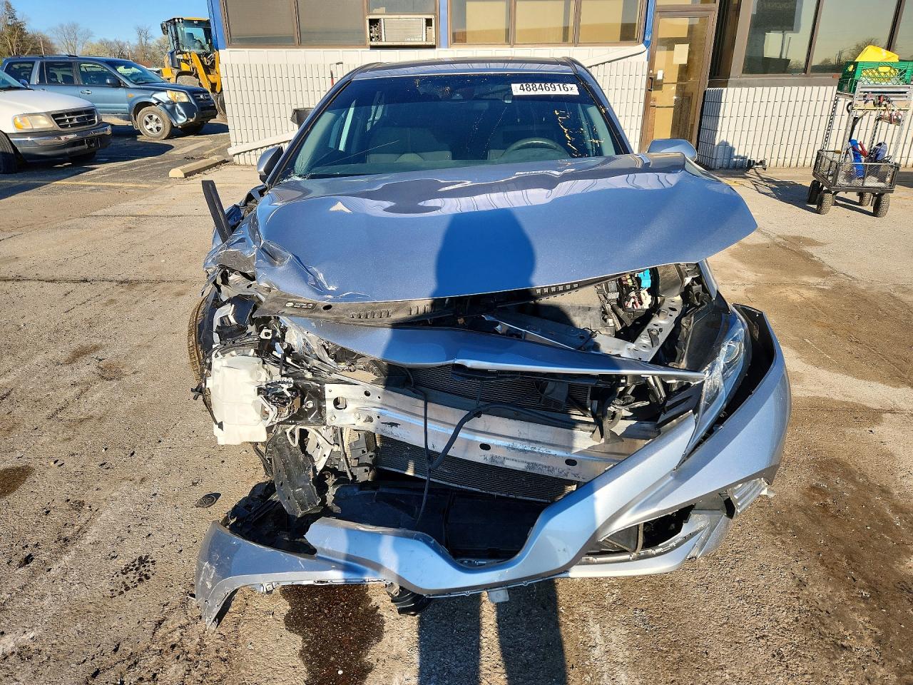2019 TOYOTA CAMRY LE photo 13