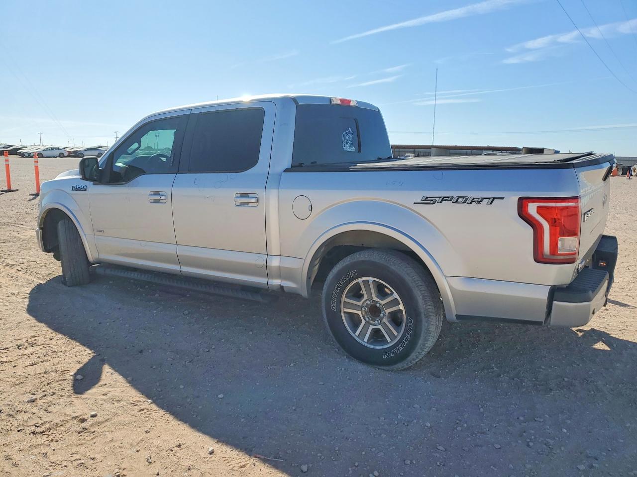2015 FORD F150 SUPERCREW photo 4