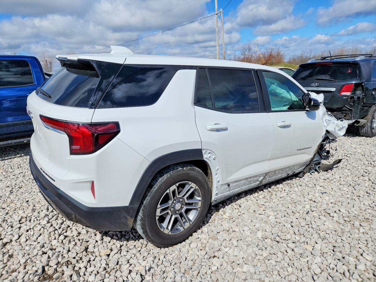 2025 GMC TERRAIN ELEVATION photo 3