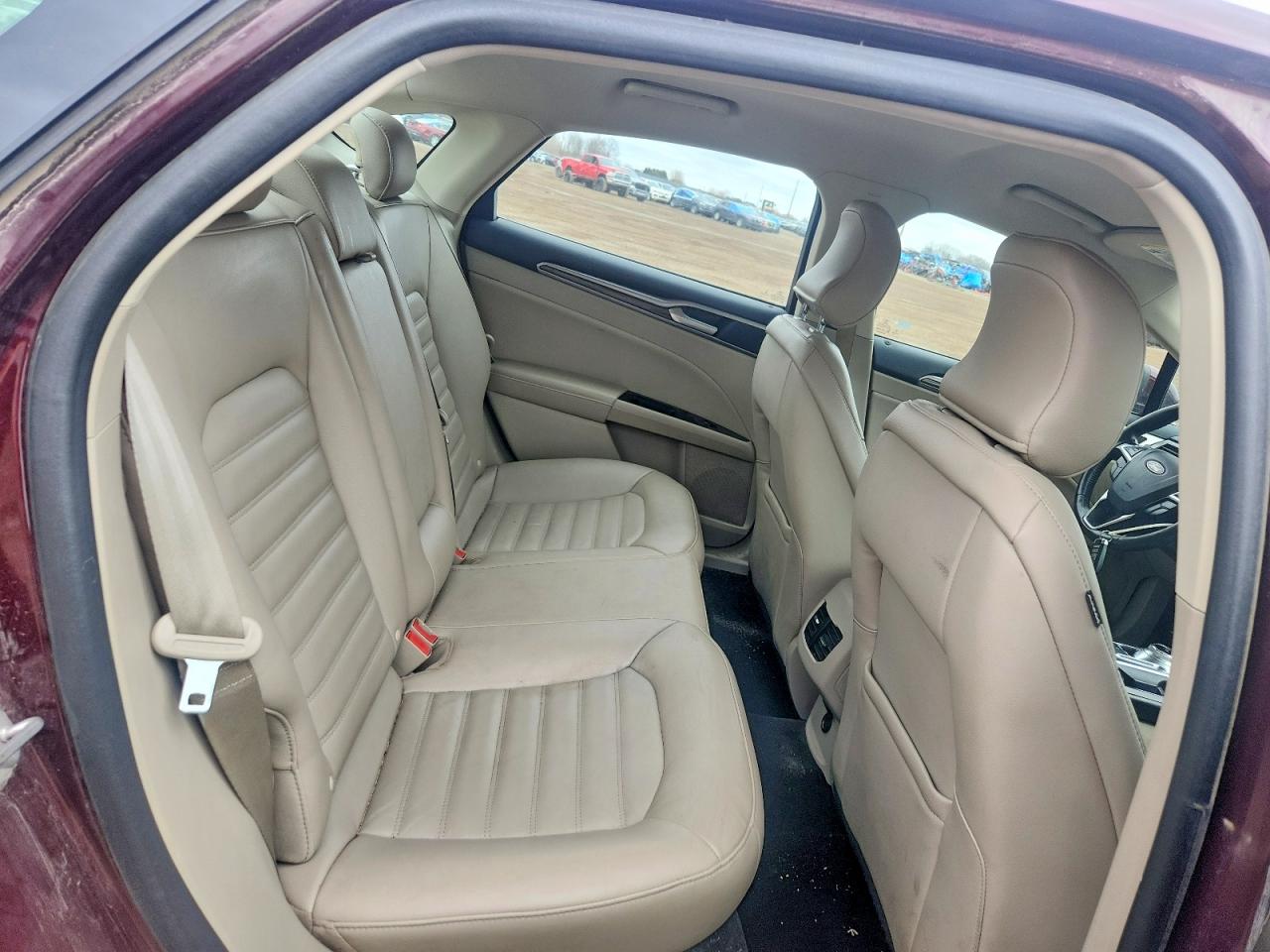 2018 FORD FUSION SE photo 19