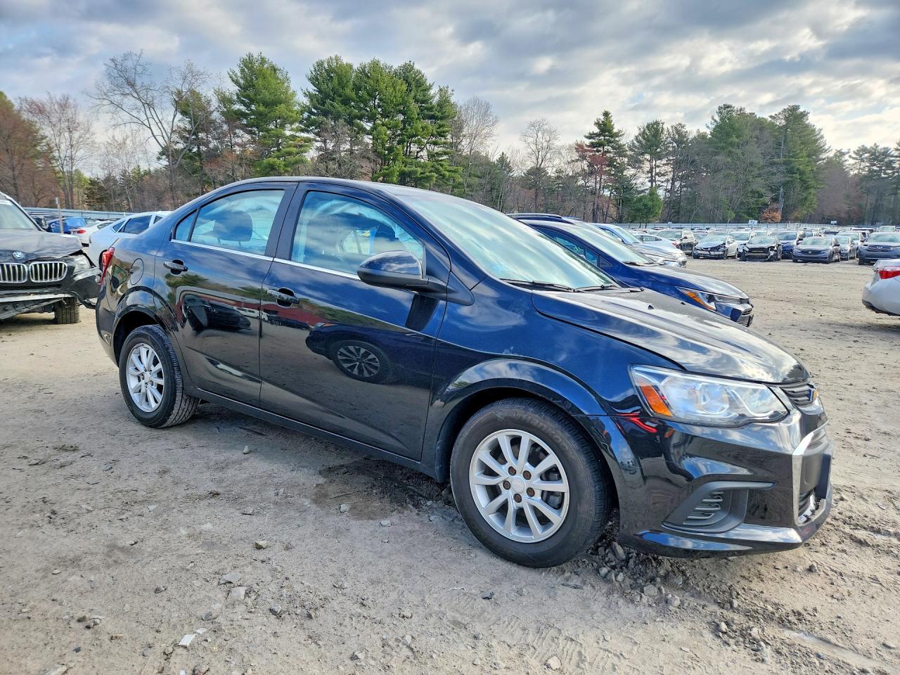 2017 CHEVROLET SONIC photo 10