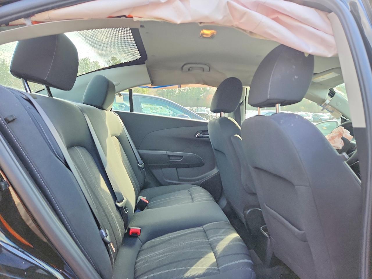 2017 CHEVROLET SONIC photo 28