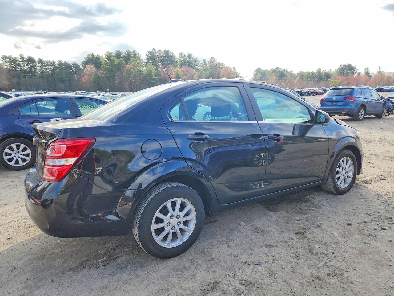 2017 CHEVROLET SONIC photo 7