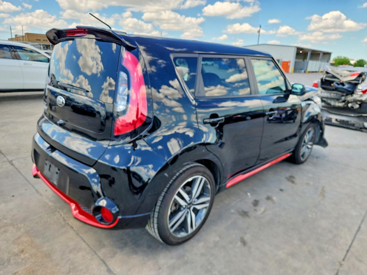 2015 KIA SOUL + photo 7