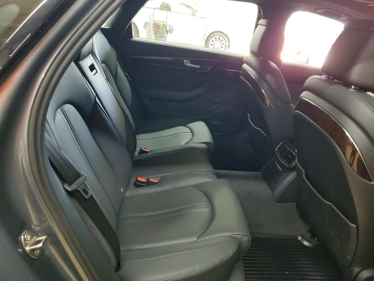 2017 AUDI A8 L QUATTRO photo 19