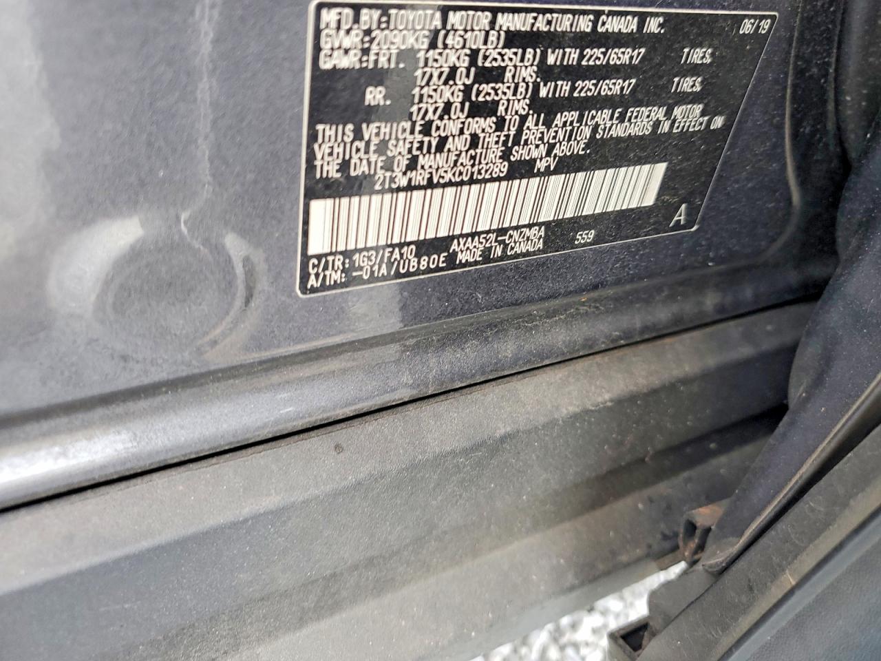 2019 TOYOTA RAV4 XLE photo 25