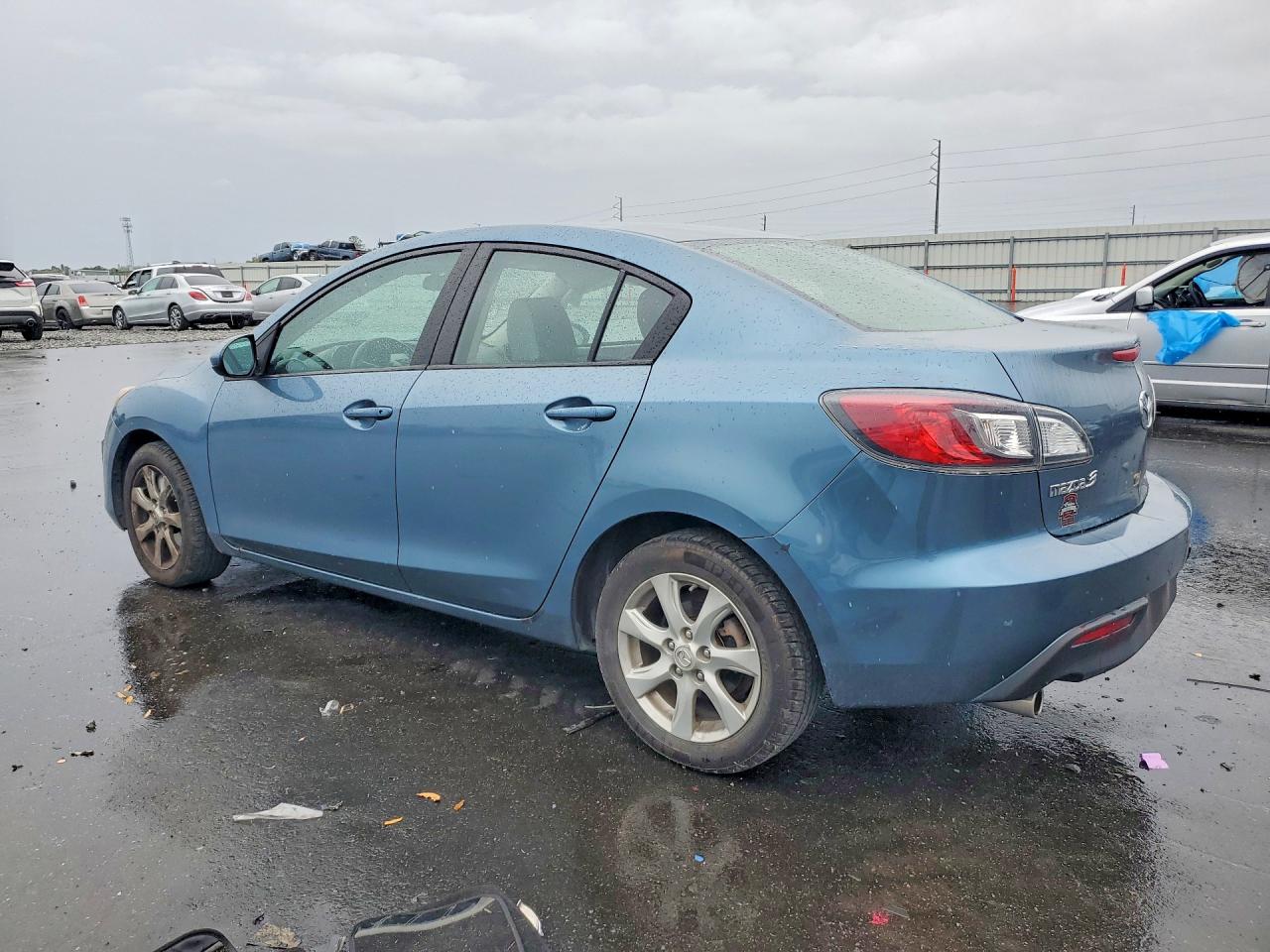 2010 MAZDA 3 I photo 4