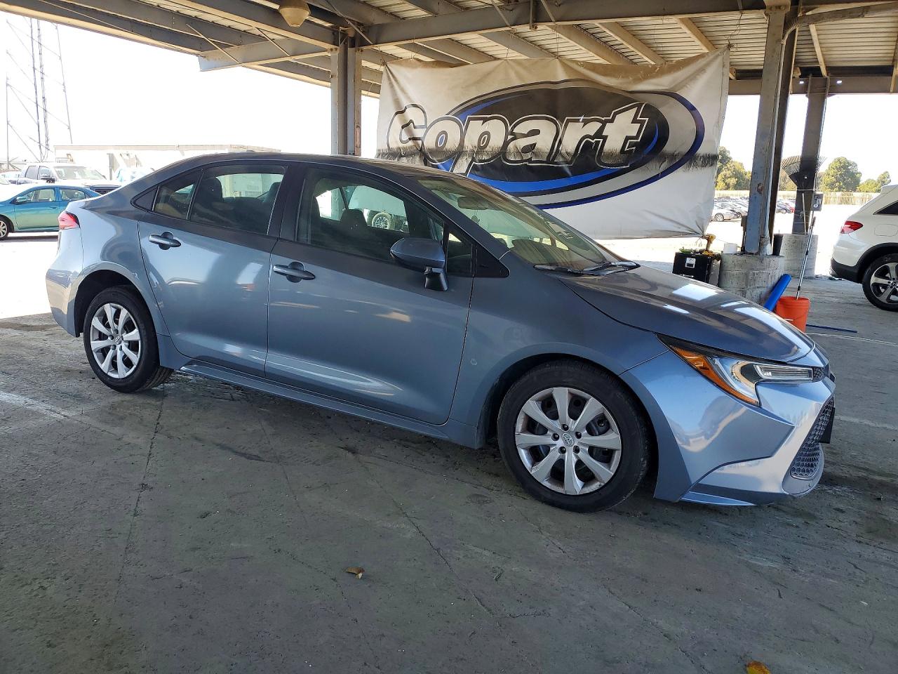2021 TOYOTA COROLLA LE photo 10