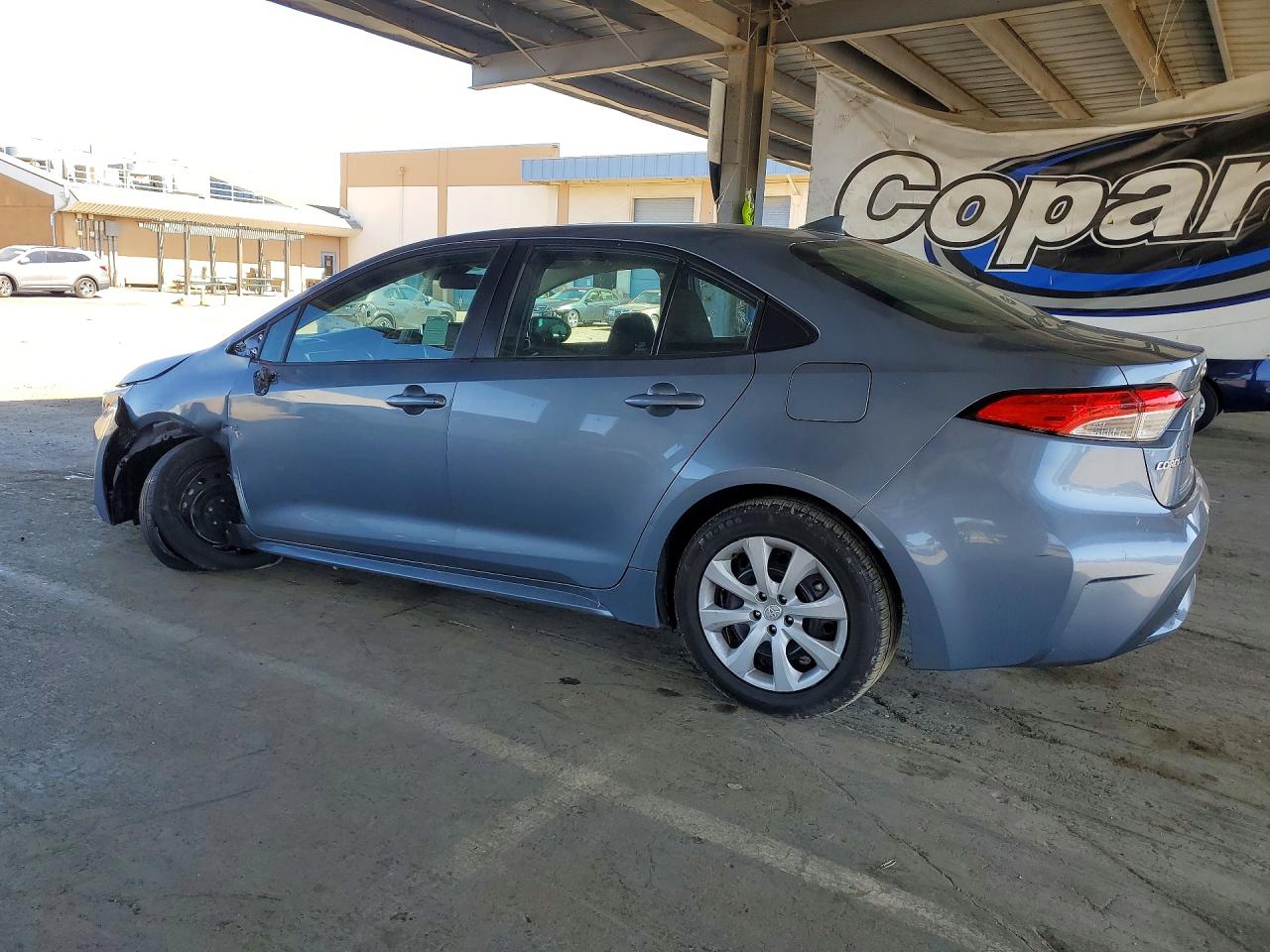 2021 TOYOTA COROLLA LE photo 4