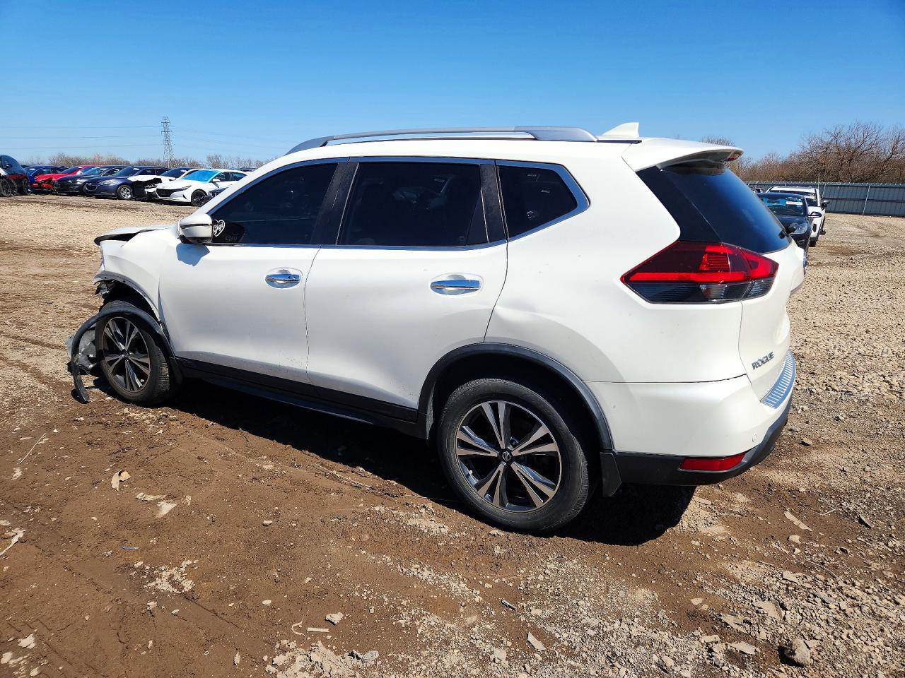 2020 NISSAN ROGUE SV photo 2