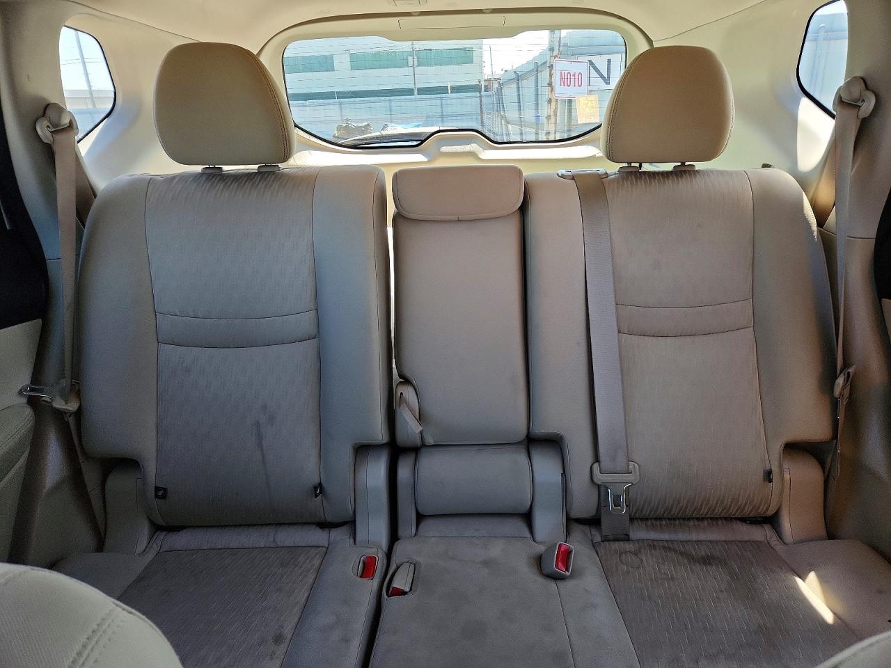 2020 NISSAN ROGUE SV photo 10