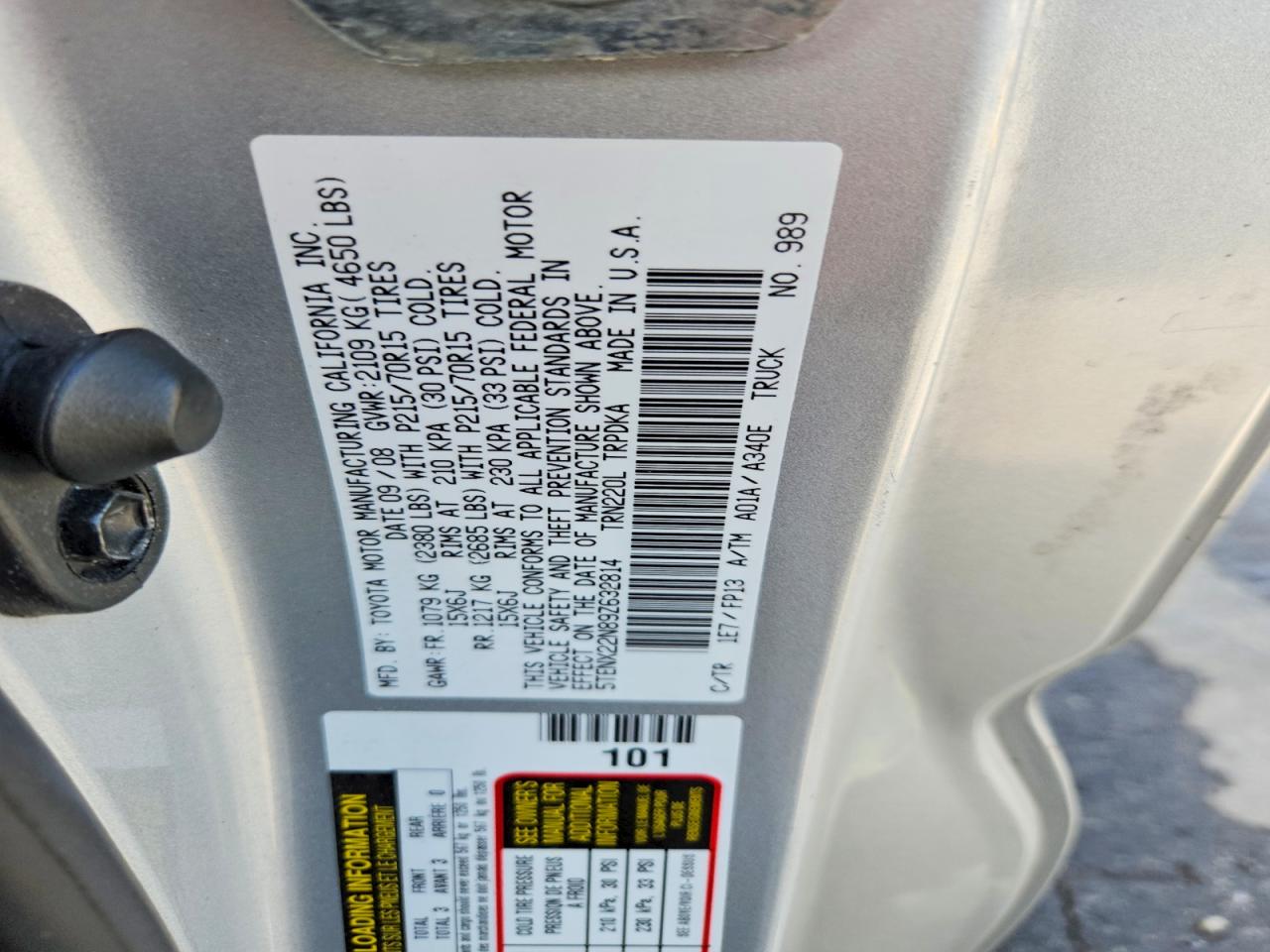 2009 TOYOTA TACOMA BASE photo 13
