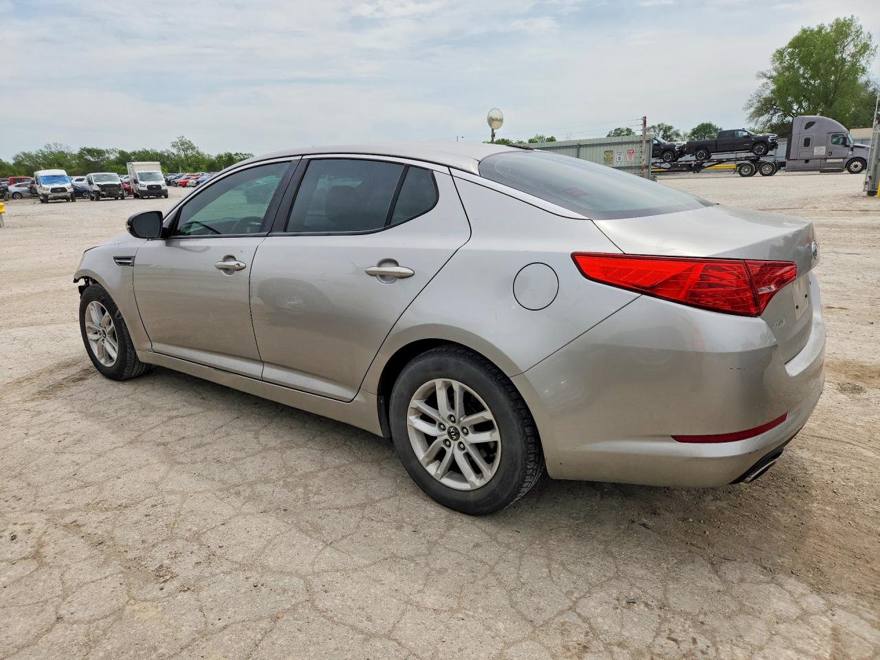 2011 KIA OPTIMA LX photo 3