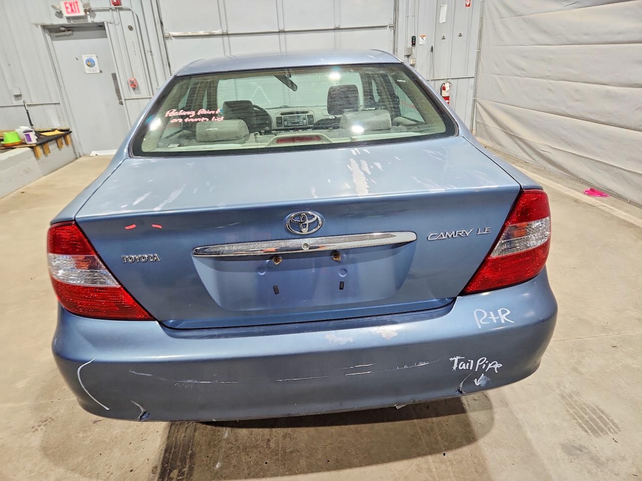 2002 TOYOTA CAMRY LE photo 11