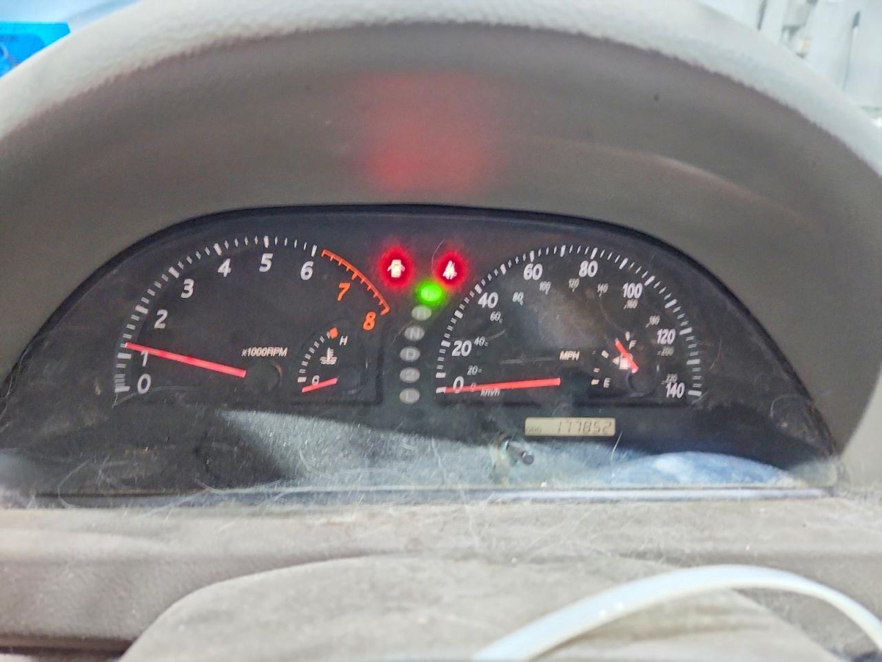 2002 TOYOTA CAMRY LE photo 17