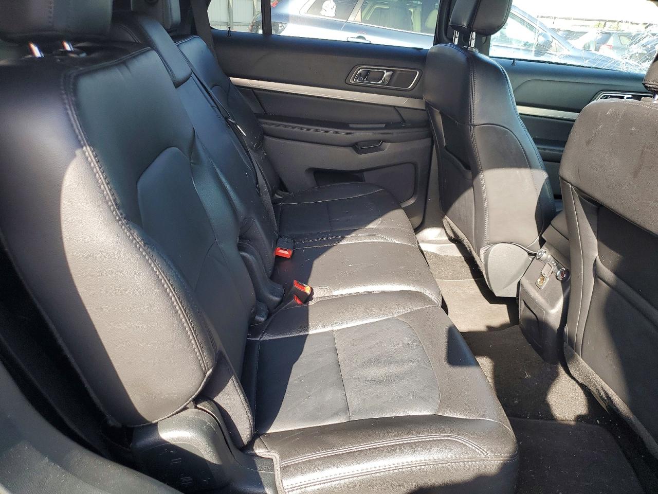 2018 FORD EXPLORER XLT photo 11
