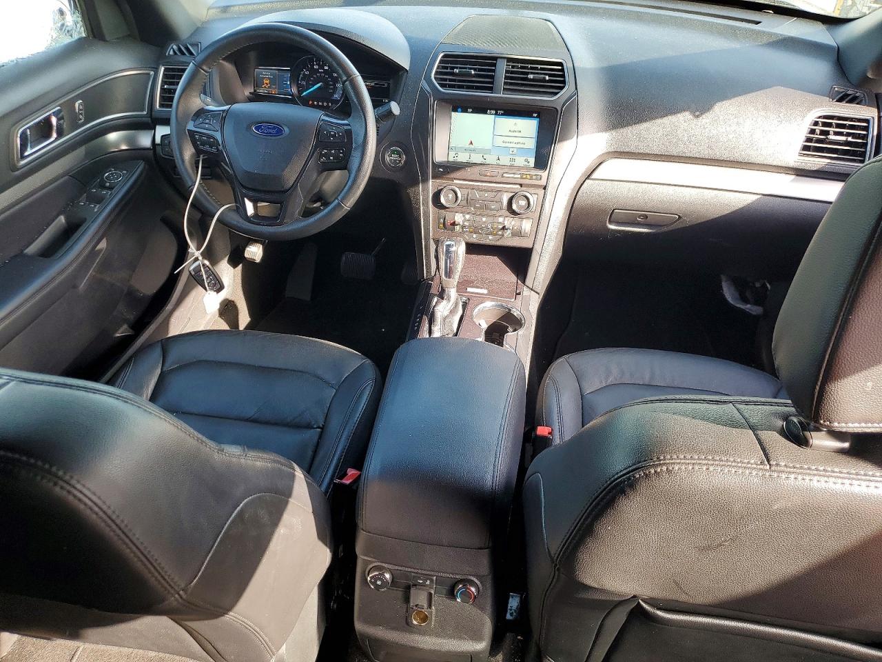 2018 FORD EXPLORER XLT photo 8