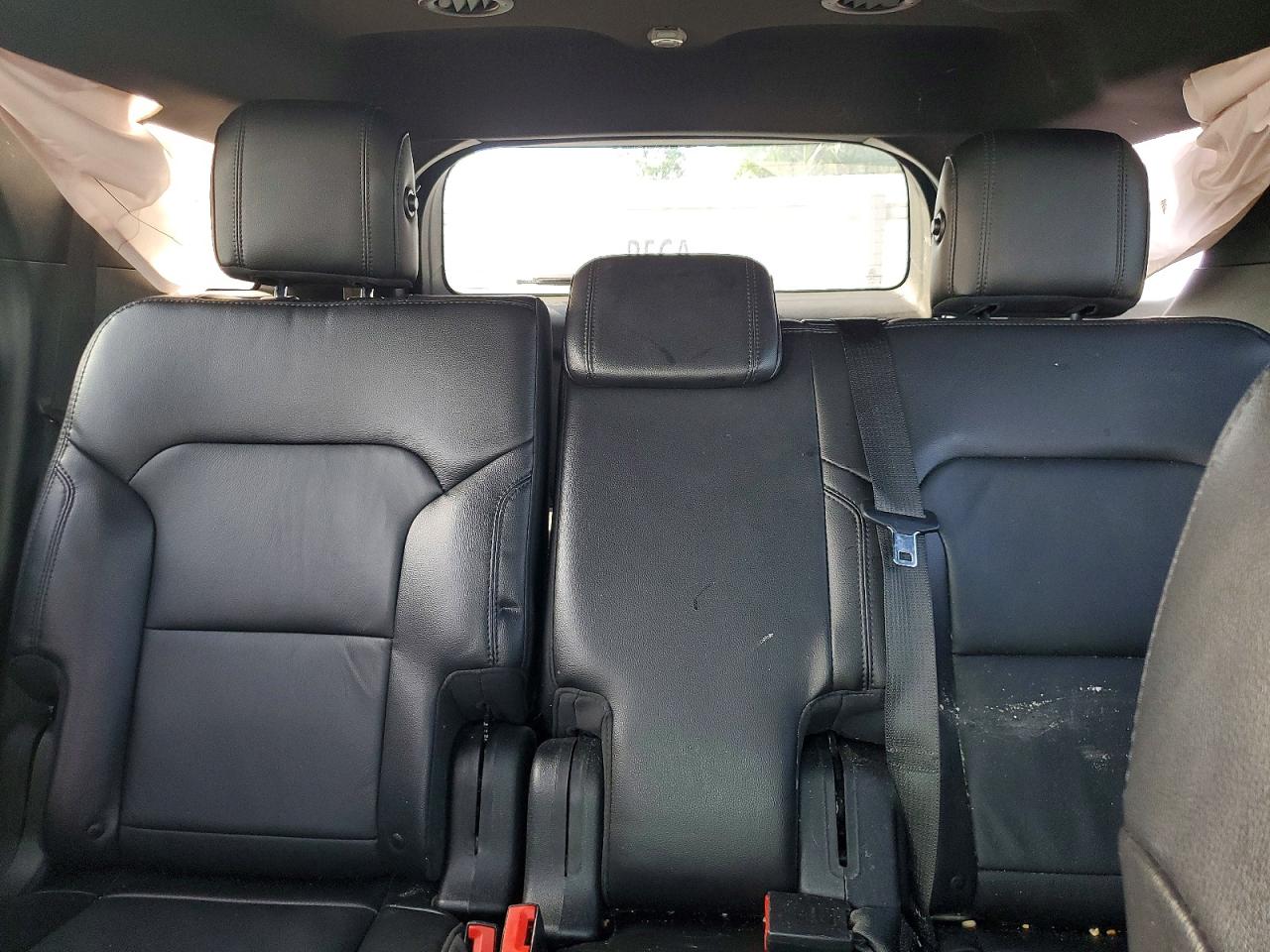 2018 FORD EXPLORER XLT photo 10