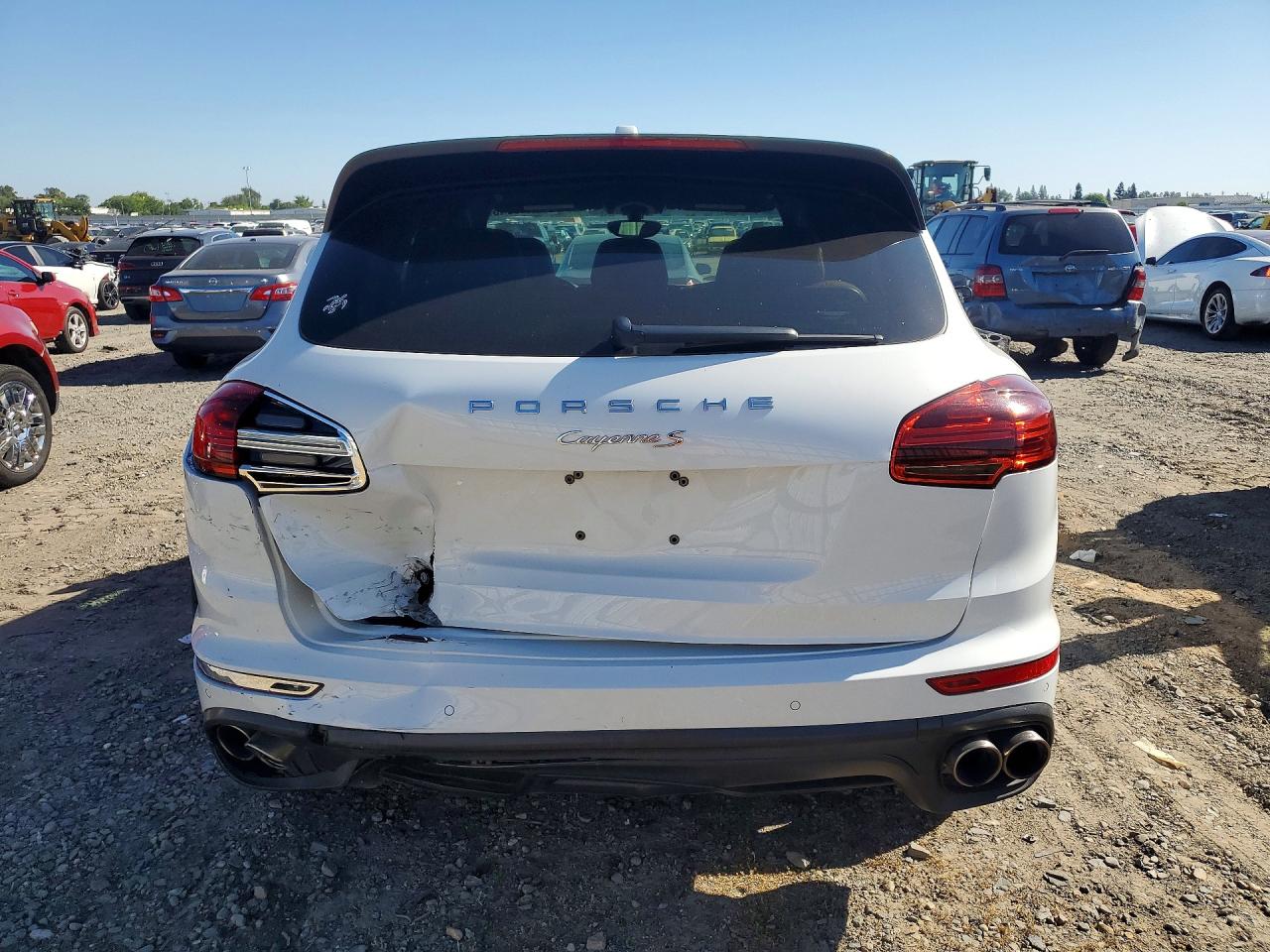 2017 PORSCHE CAYENNE S photo 11