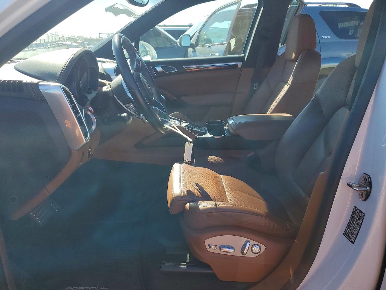 2017 PORSCHE CAYENNE S photo 13