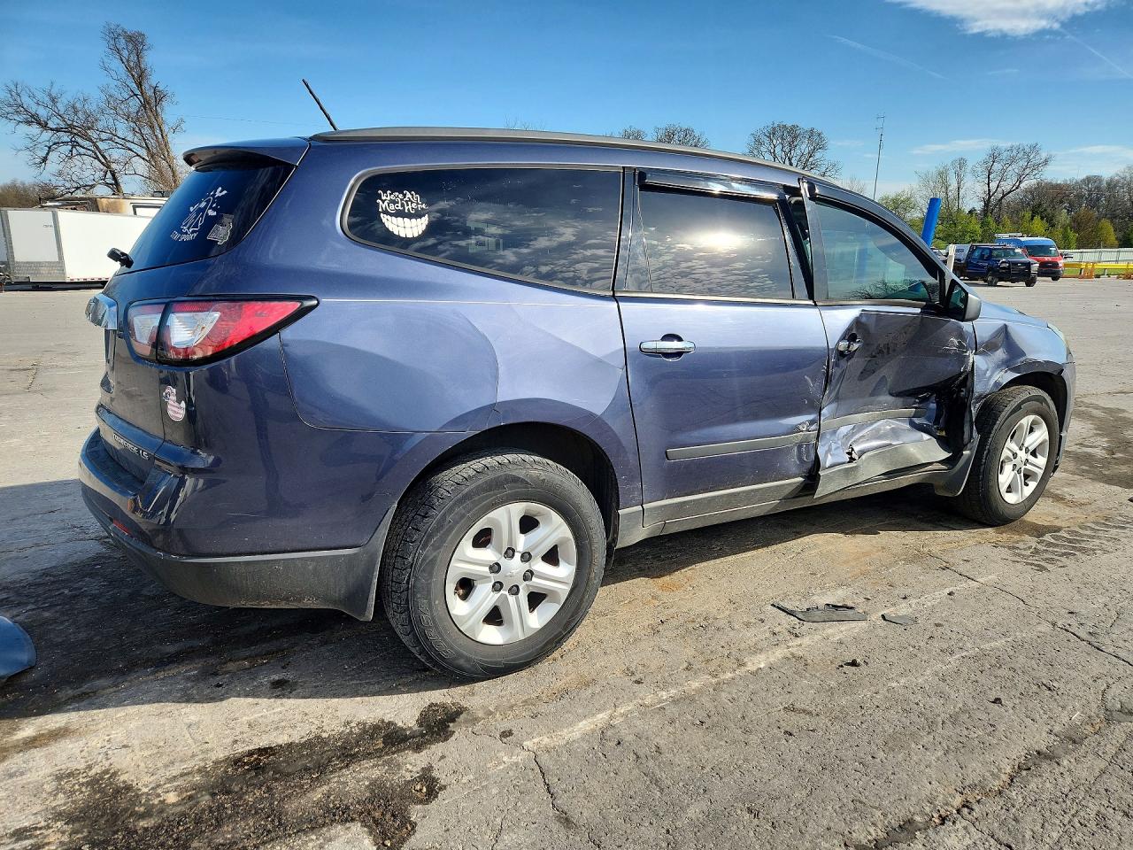 2014 CHEVROLET TRAVERSE photo 5
