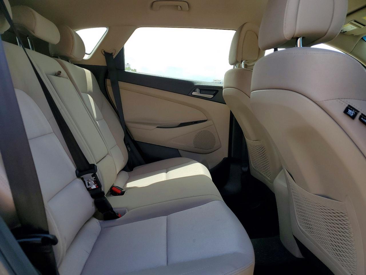 2018 HYUNDAI TUCSON SEL photo 11