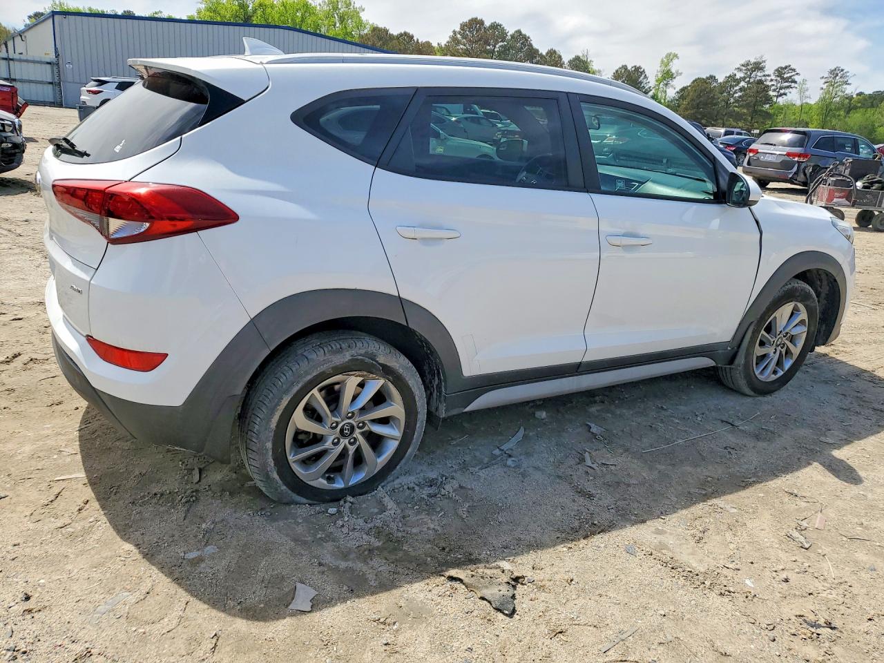 2018 HYUNDAI TUCSON SEL photo 3