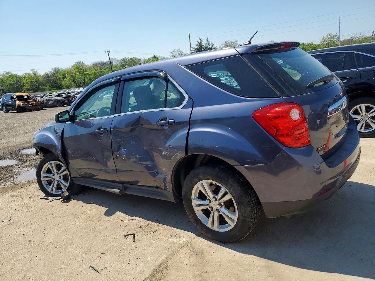 2013 CHEVROLET EQUINOX LS photo 3