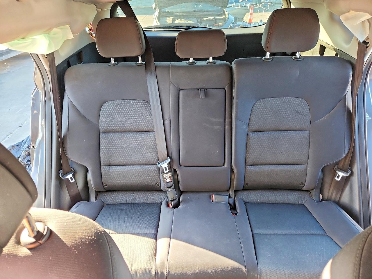 2018 HYUNDAI TUCSON VALUE photo 10