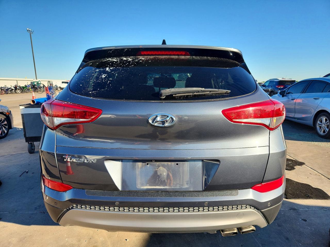 2018 HYUNDAI TUCSON VALUE photo 6