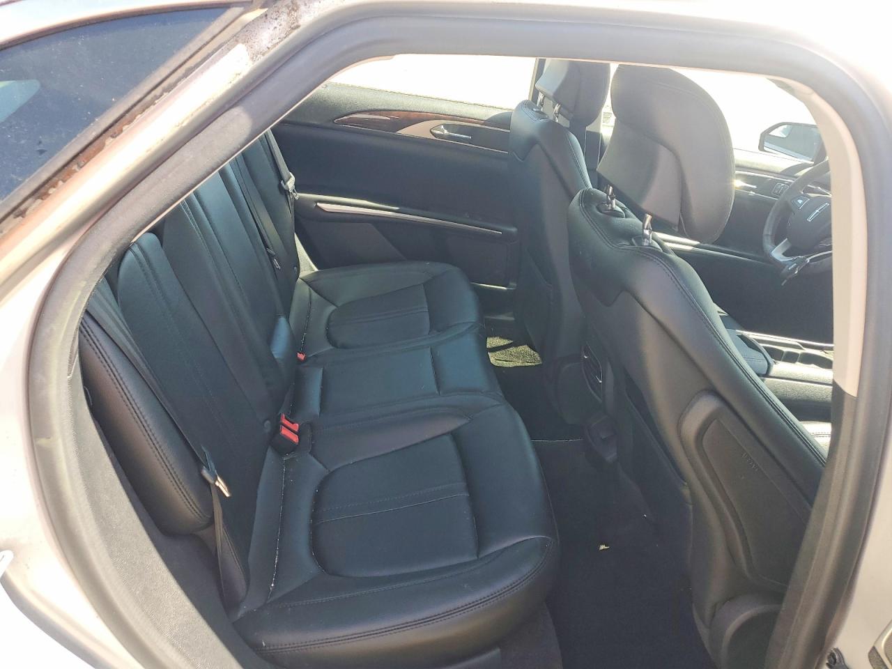 2016 LINCOLN MKZ photo 19
