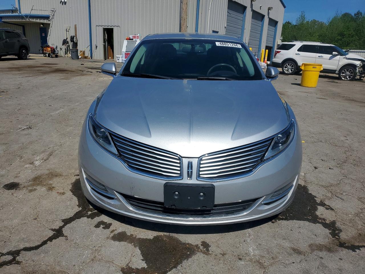 2016 LINCOLN MKZ photo 9