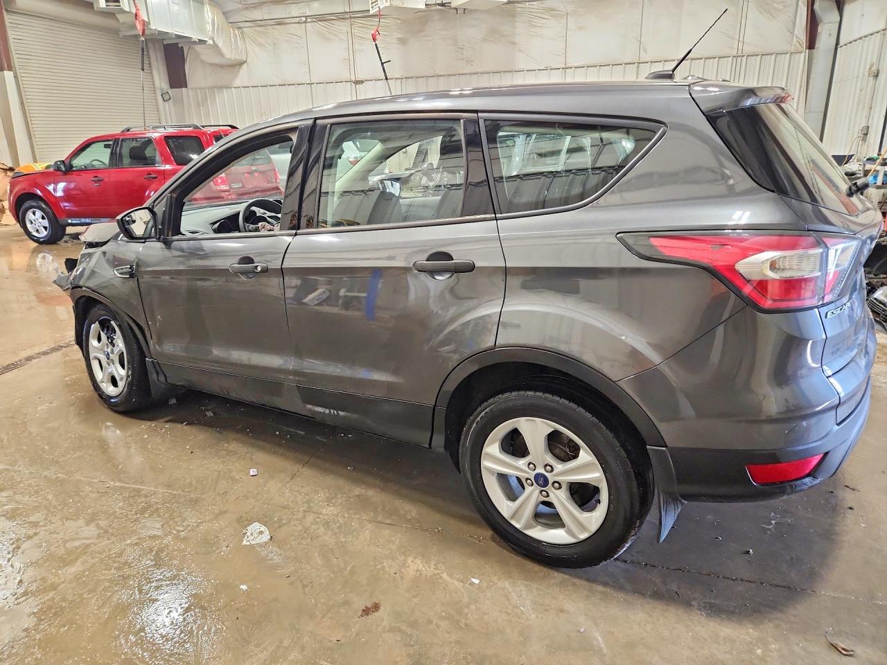 2017 FORD ESCAPE S photo 4