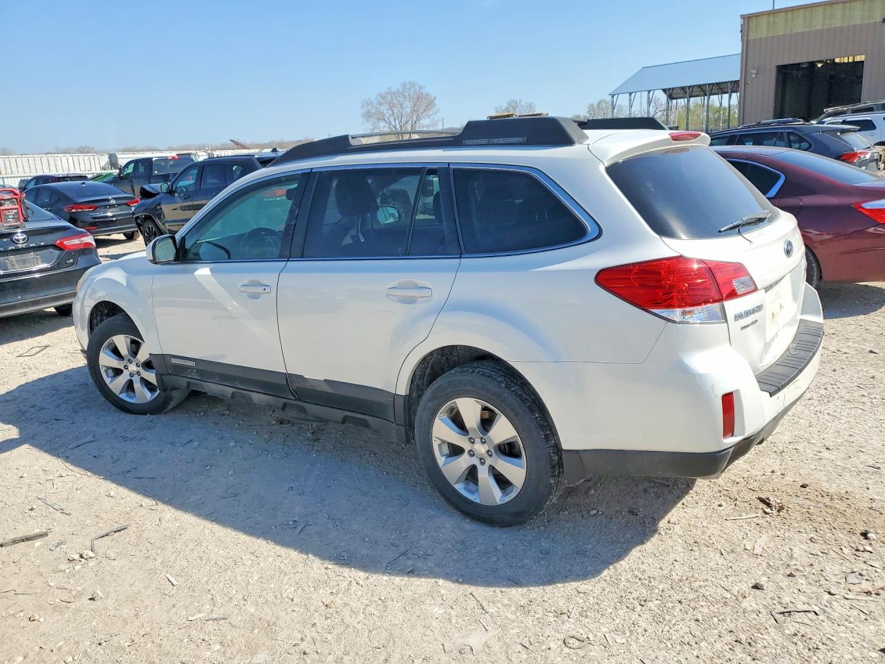 2010 SUBARU OUTBACK 2.5I LIMITED photo 4