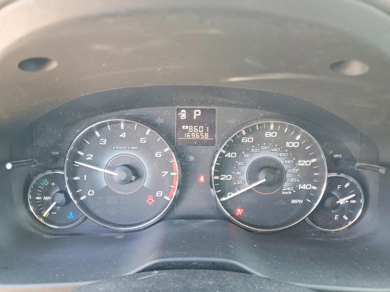 2010 SUBARU OUTBACK 2.5I LIMITED photo 25