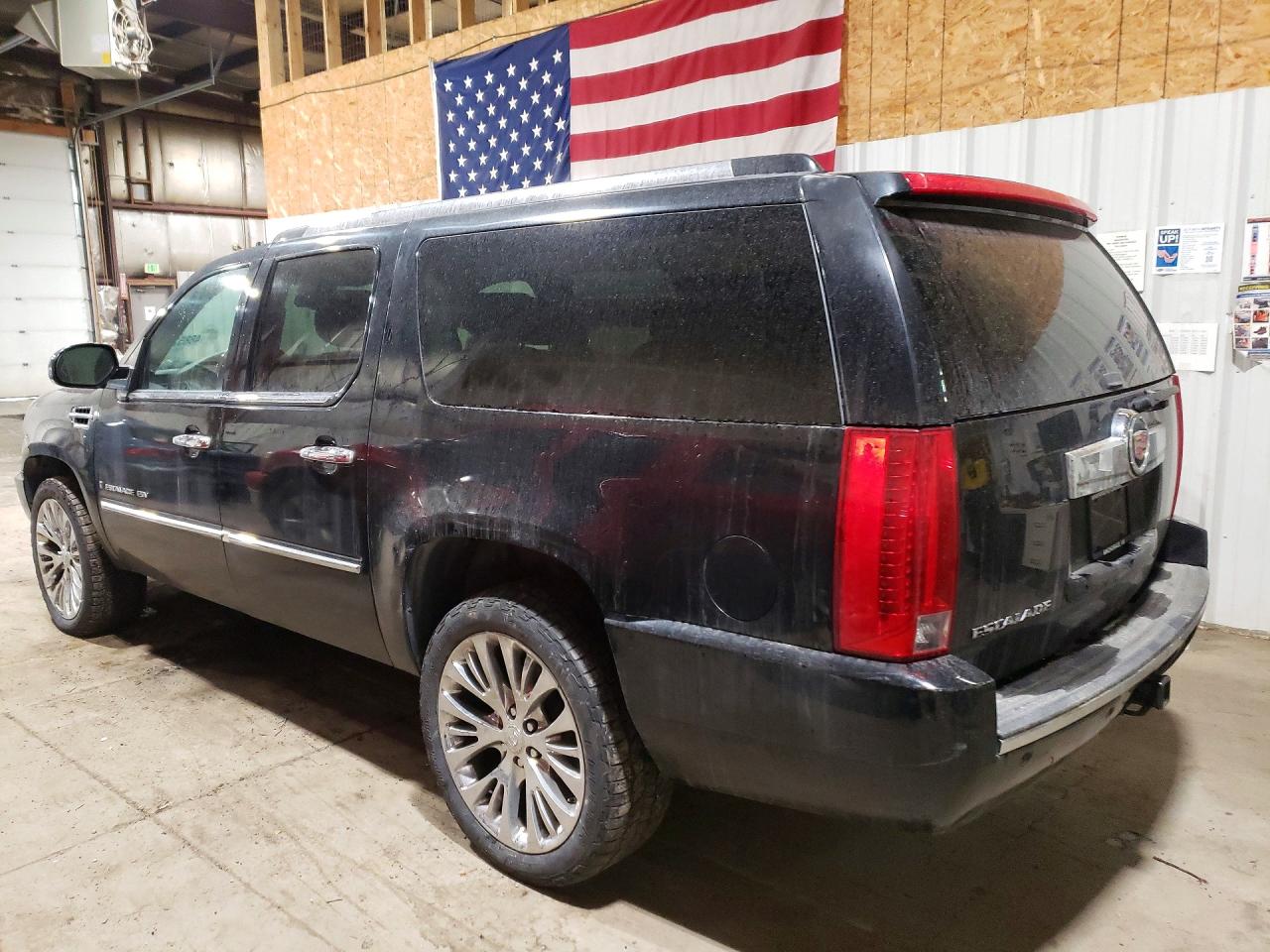 2008 CADILLAC ESCALADE ESV photo 3