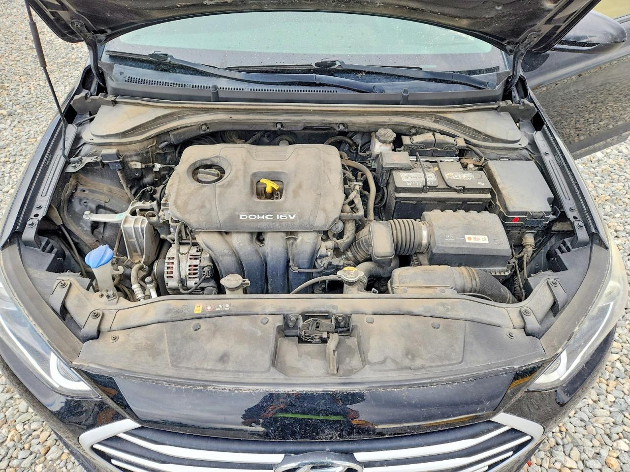 2018 HYUNDAI ELANTRA photo 21