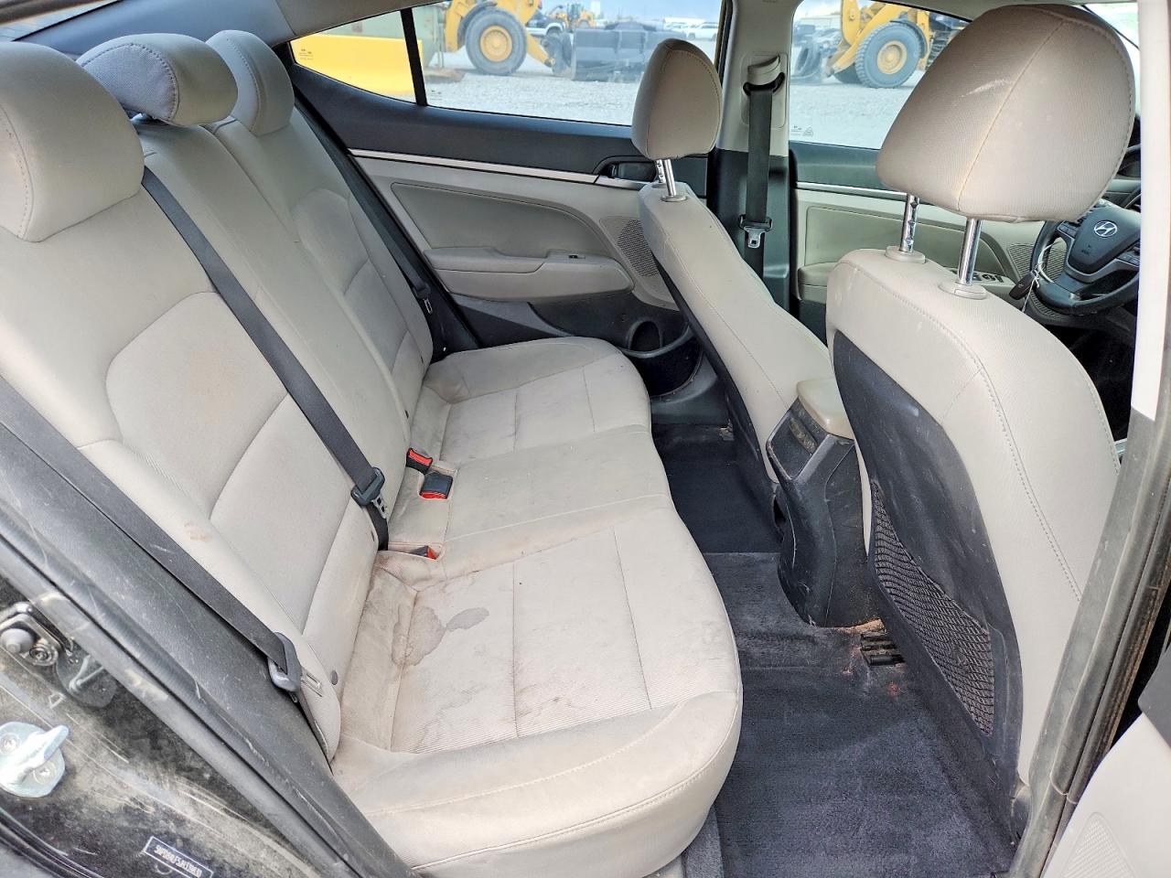 2018 HYUNDAI ELANTRA photo 19